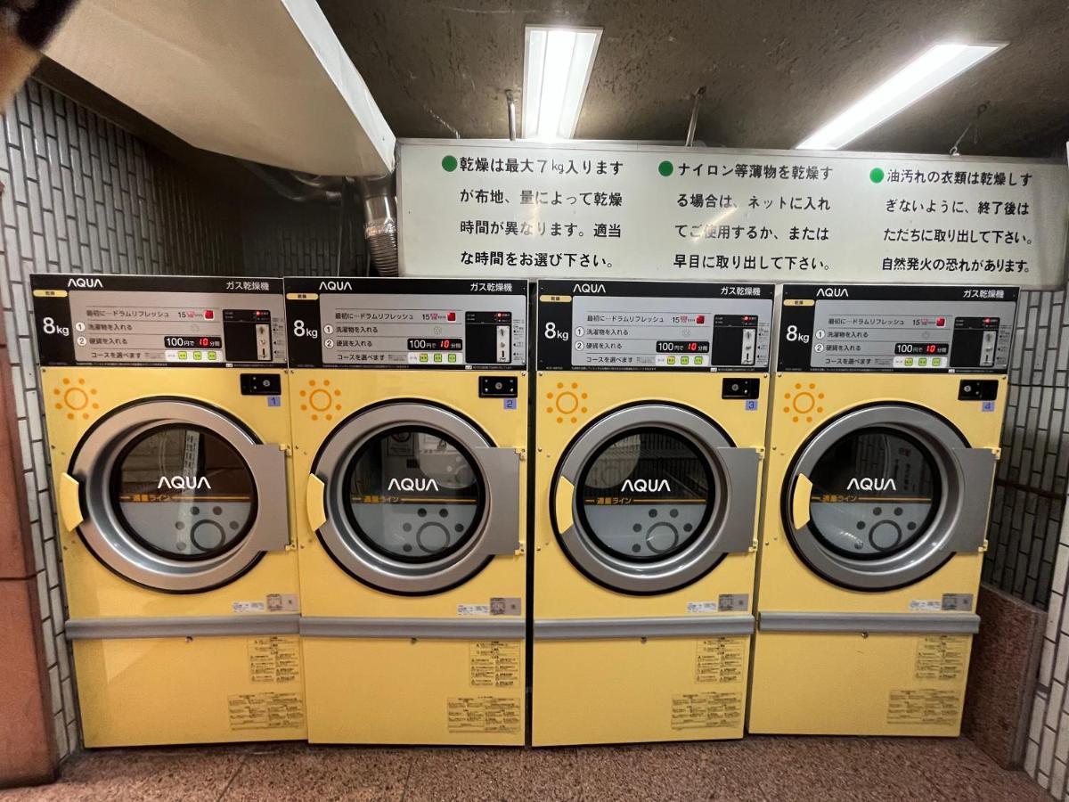 デザイナーズルーム新宿 エレベーター付　繫華街に至近 最大6人 　飲食店集中　買い物便利 Tokyo Esterno foto